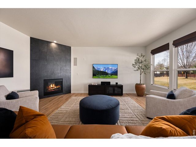 6109 Keswick Ct, Fort Collins, CO 80525