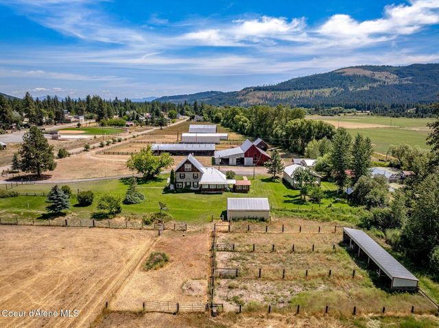 210 Rusho Ln, Blanchard, ID 83804