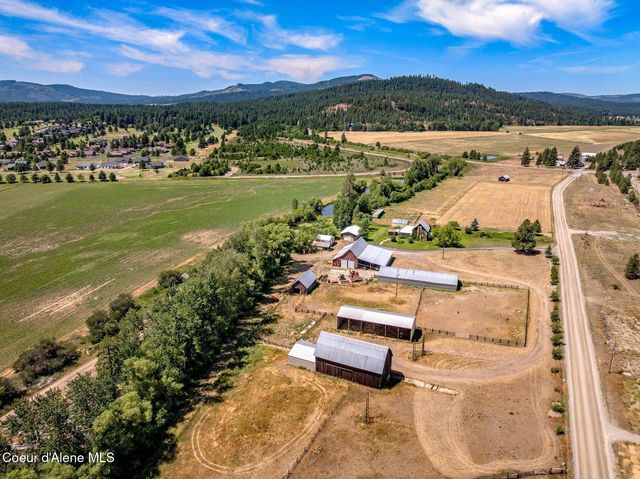 210 Rusho Ln, Blanchard, ID 83804