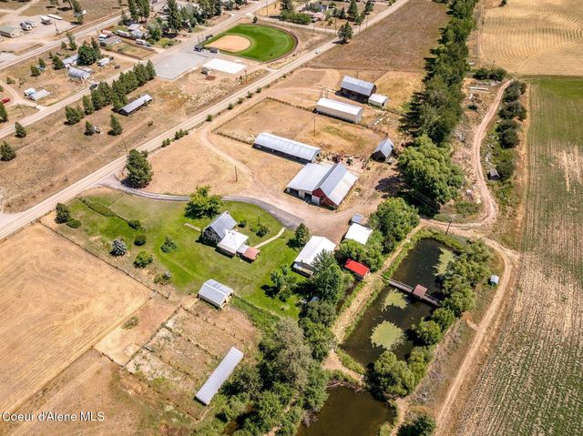 210 Rusho Ln, Blanchard, ID 83804