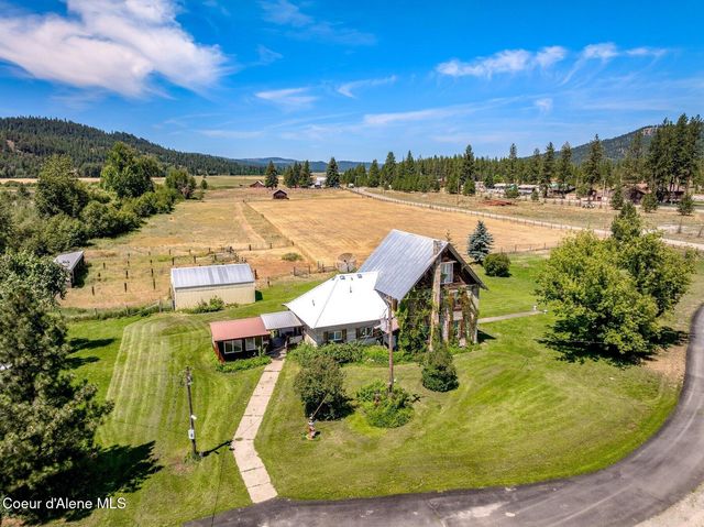 210 Rusho Ln, Blanchard, ID 83804