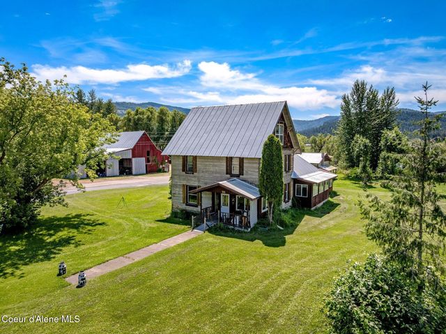 210 Rusho Ln, Blanchard, ID 83804