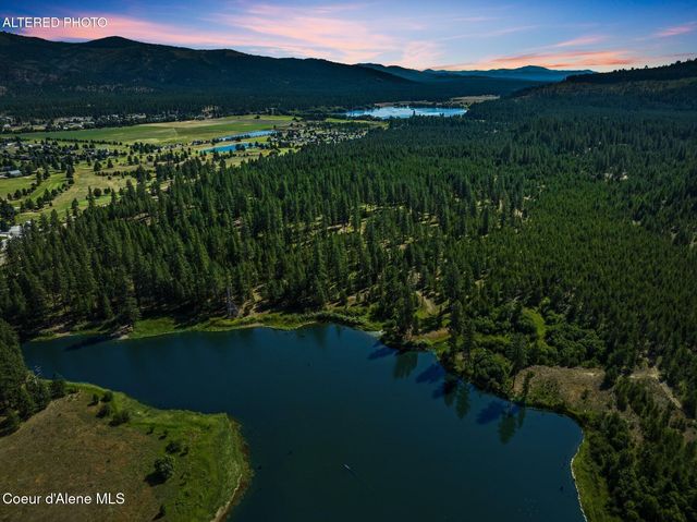 210 Rusho Ln, Blanchard, ID 83804