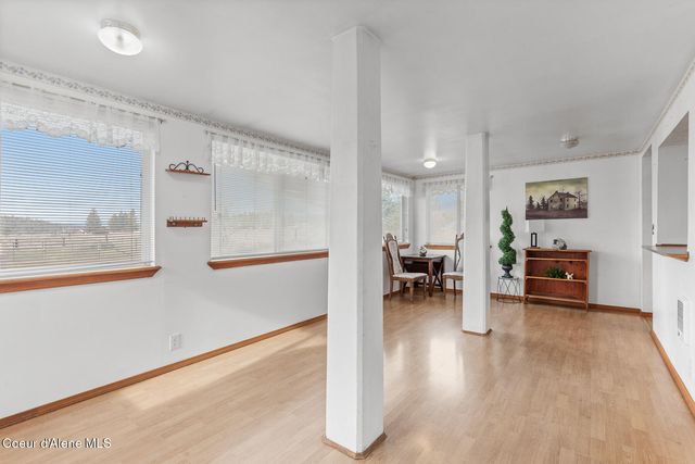 210 Rusho Ln, Blanchard, ID 83804