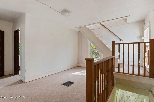 210 Rusho Ln, Blanchard, ID 83804