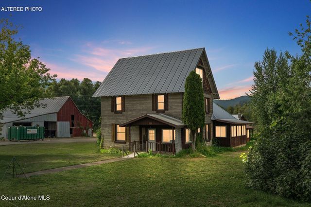 210 Rusho Ln, Blanchard, ID 83804