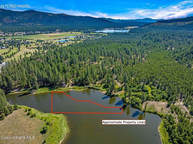 210 Rusho Ln, Blanchard, ID 83804