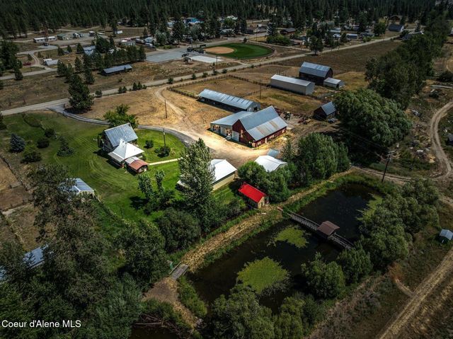 210 Rusho Ln, Blanchard, ID 83804