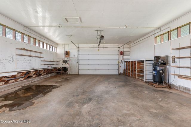 210 Rusho Ln, Blanchard, ID 83804