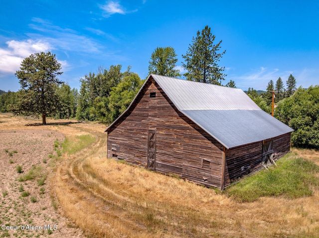 210 Rusho Ln, Blanchard, ID 83804
