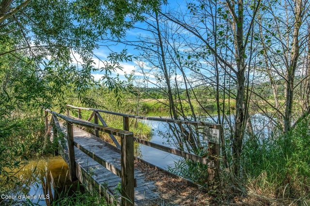210 Rusho Ln, Blanchard, ID 83804