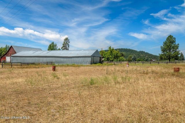 210 Rusho Ln, Blanchard, ID 83804