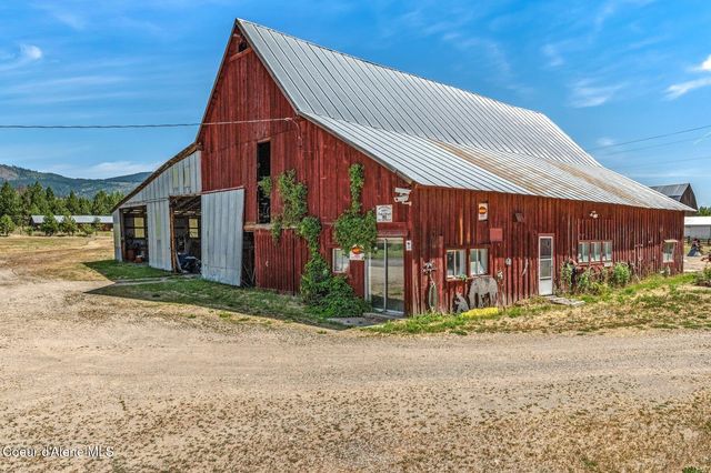 210 Rusho Ln, Blanchard, ID 83804