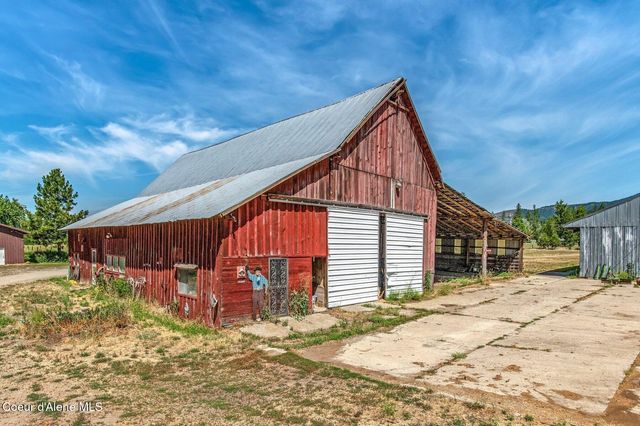 210 Rusho Ln, Blanchard, ID 83804