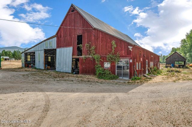 210 Rusho Ln, Blanchard, ID 83804