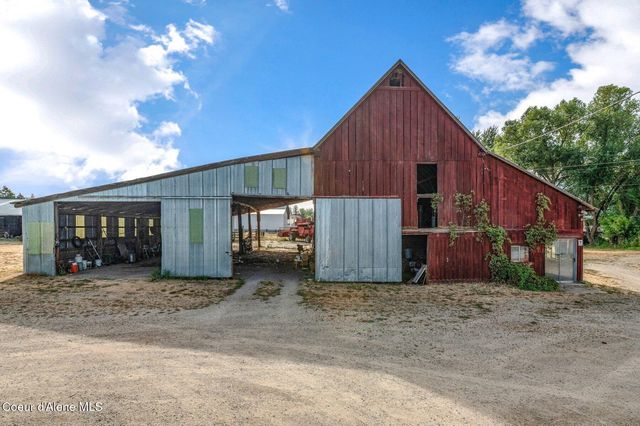 210 Rusho Ln, Blanchard, ID 83804