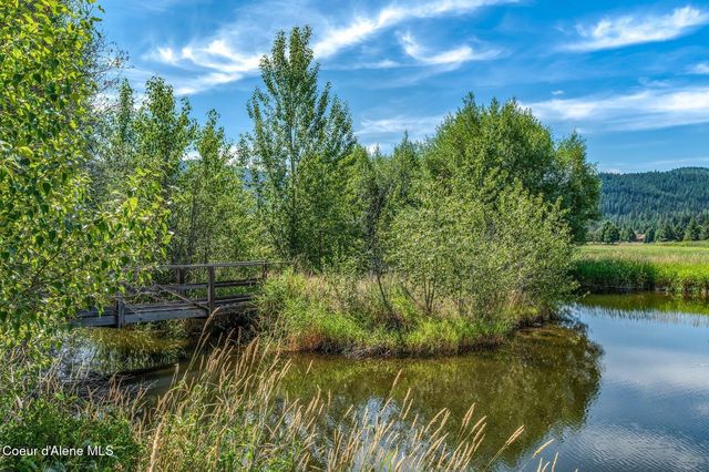 210 Rusho Ln, Blanchard, ID 83804
