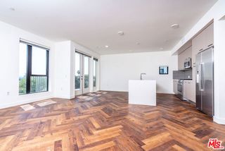 1250 N Fairfax Avenue 215, West Hollywood, CA 90046
