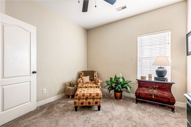 4007 W Lyndale Drive, Rogers, AR 72758