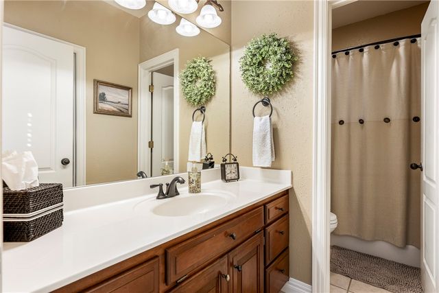 4007 W Lyndale Drive, Rogers, AR 72758