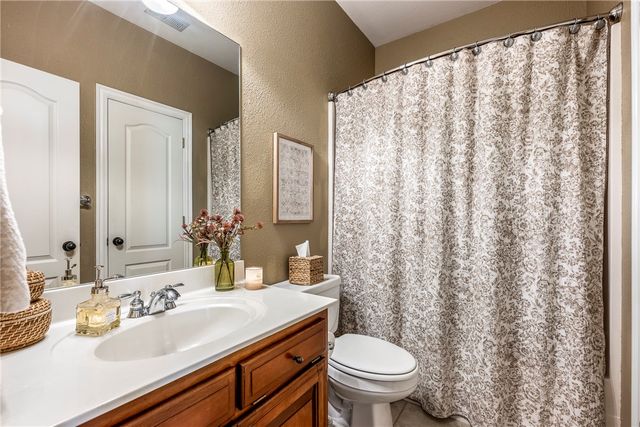 4007 W Lyndale Drive, Rogers, AR 72758