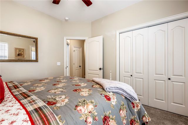 4007 W Lyndale Drive, Rogers, AR 72758