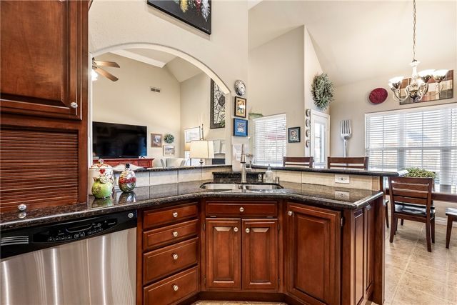 4007 W Lyndale Drive, Rogers, AR 72758