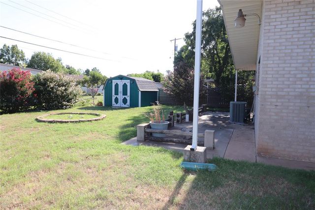 4229 NW 57th Street, Oklahoma City, OK 73112