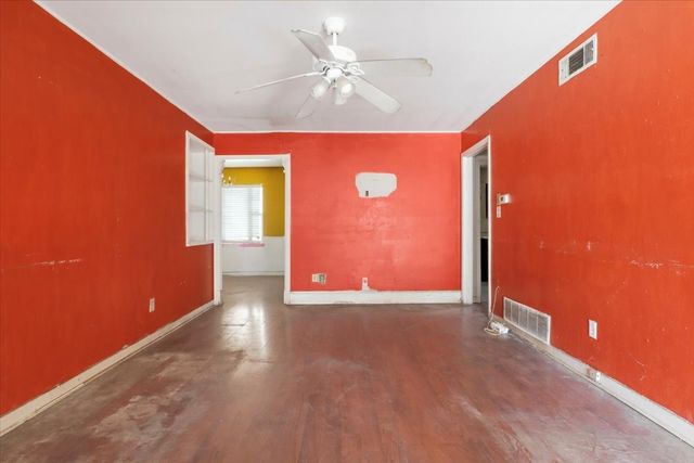 3749 Nabholtz Lane, Mesquite, TX 75150