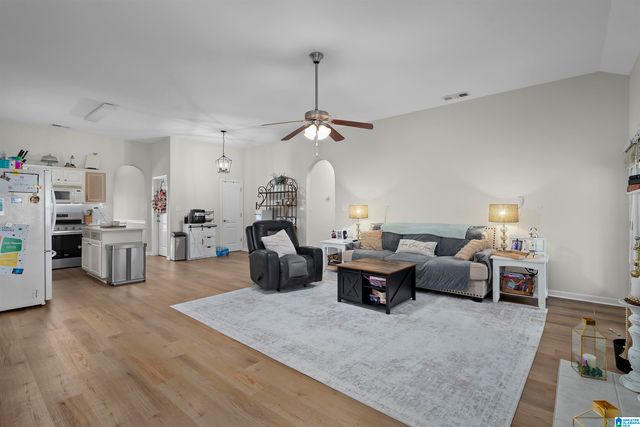 75 LOCKERBIE LANE, Dora, AL 35062