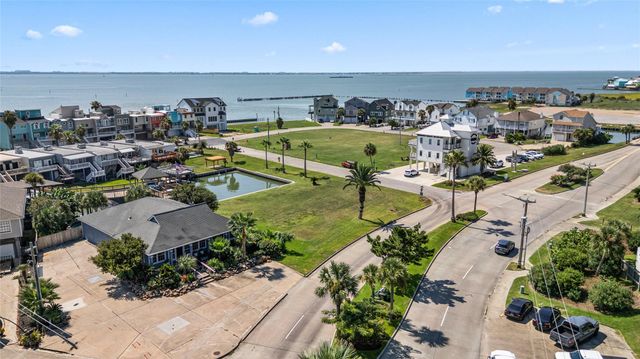 Lot 54-58 Tiki Drive, Tiki Island, TX 77554