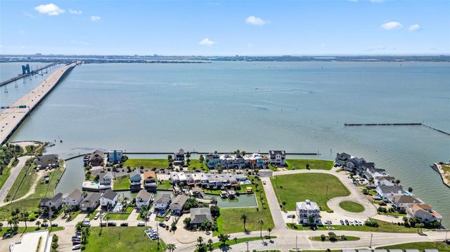 Lot 54-58 Tiki Drive, Tiki Island, TX 77554