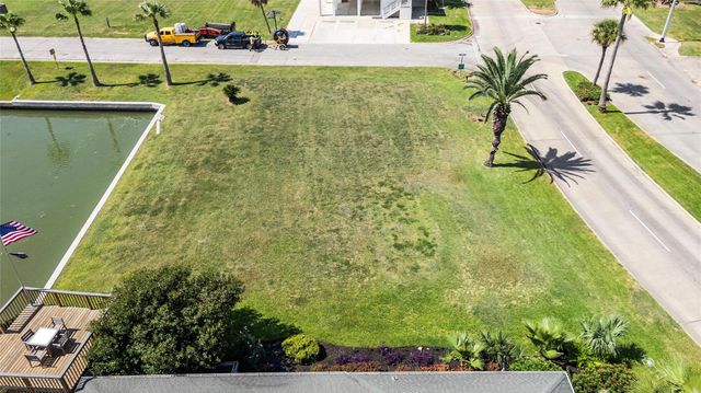 Lot 54-58 Tiki Drive, Tiki Island, TX 77554