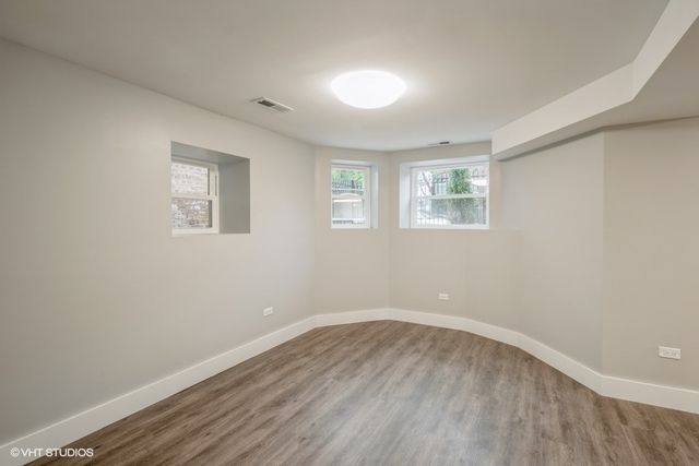 4941 S Champlain Avenue 4F, Chicago, IL 60615
