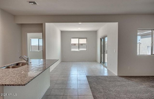 18354 N BUCKHORN Trail, Maricopa, AZ 85138