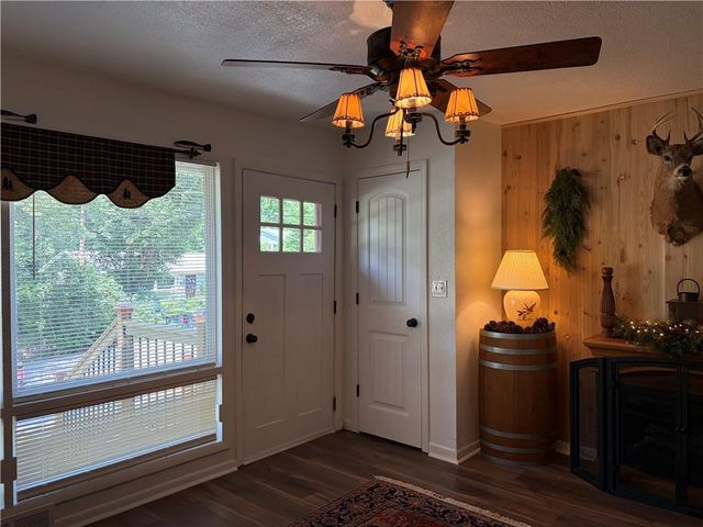 1107 Cordell Street, Excelsior Springs, MO 64024