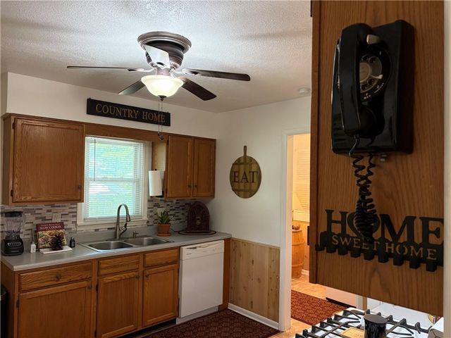 1107 Cordell Street, Excelsior Springs, MO 64024