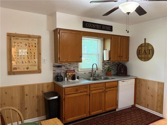 1107 Cordell Street, Excelsior Springs, MO 64024