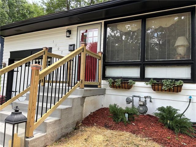 1107 Cordell Street, Excelsior Springs, MO 64024