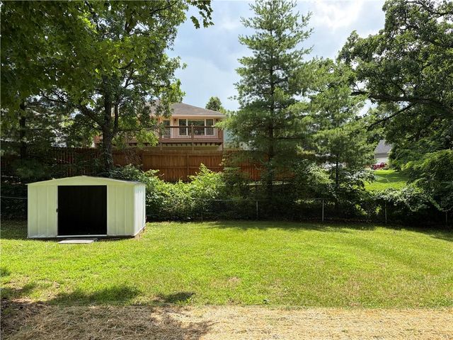 1107 Cordell Street, Excelsior Springs, MO 64024