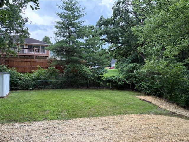 1107 Cordell Street, Excelsior Springs, MO 64024