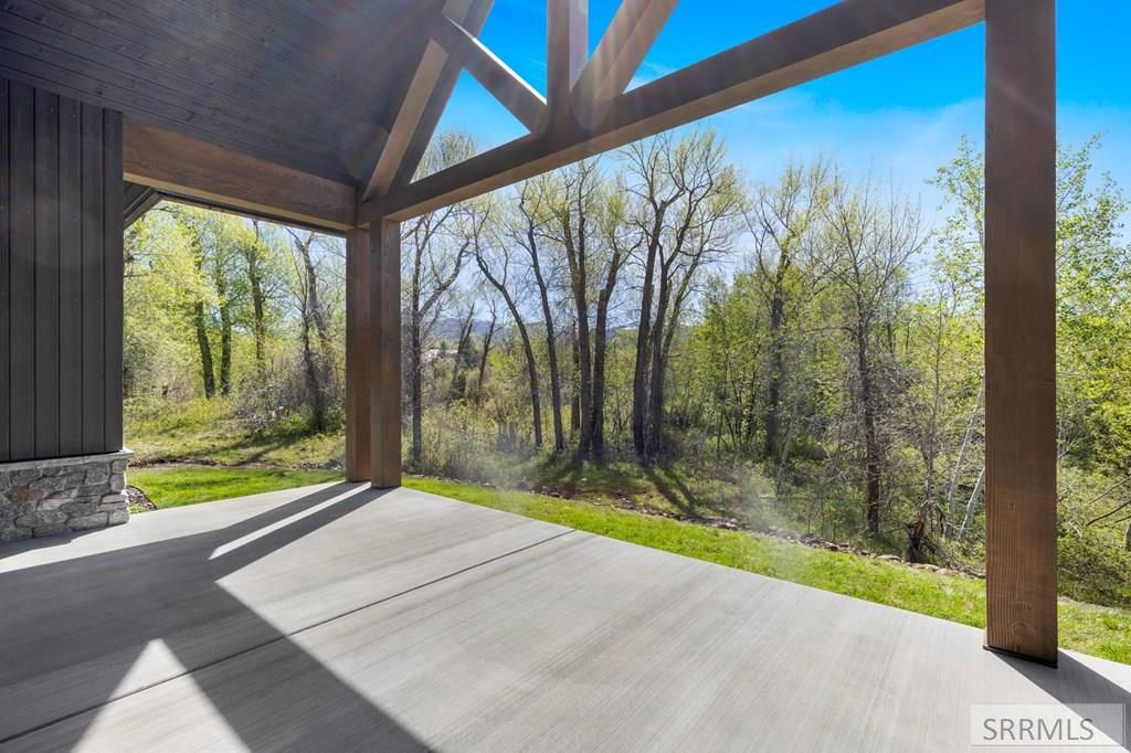Image 9 of property listing at 1817 Telemark Trail, Driggs, ID 83422