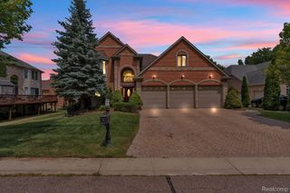 32404 Maria Court, Livonia, MI 48152