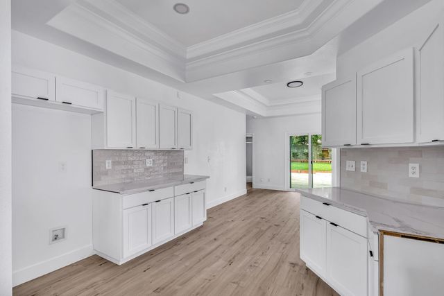 1887 Polson Avenue, Clovis, CA 93611