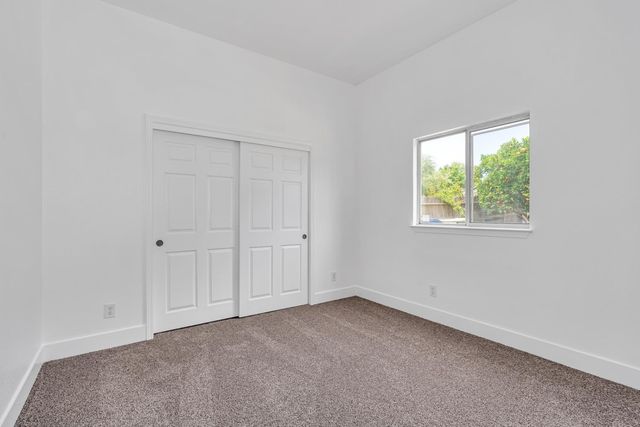 1887 Polson Avenue, Clovis, CA 93611
