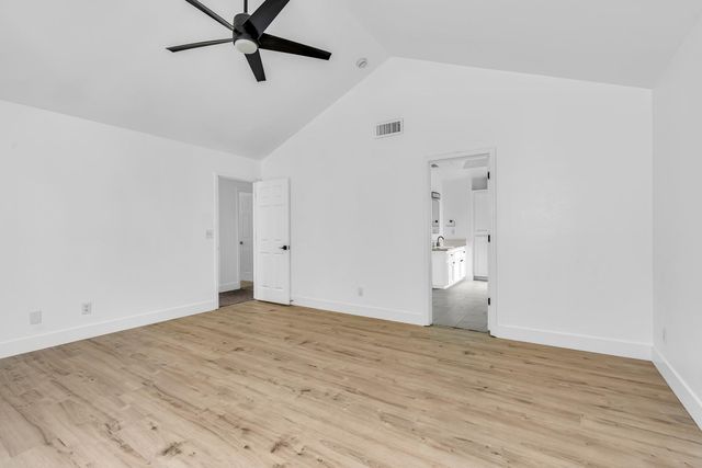 1887 Polson Avenue, Clovis, CA 93611