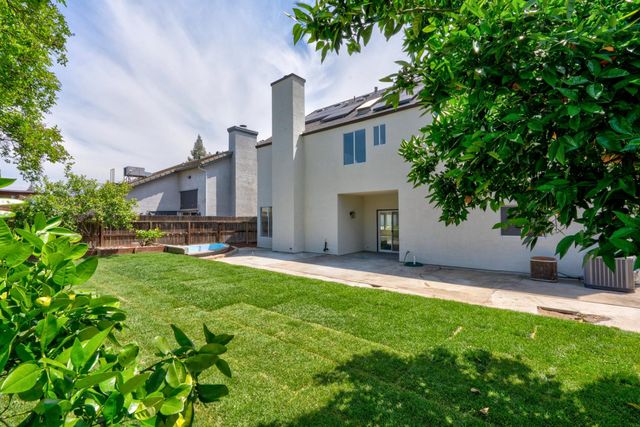 1887 Polson Avenue, Clovis, CA 93611