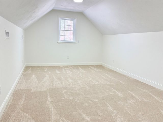 28 Forest Hill Dr., Rutland, MA 01543