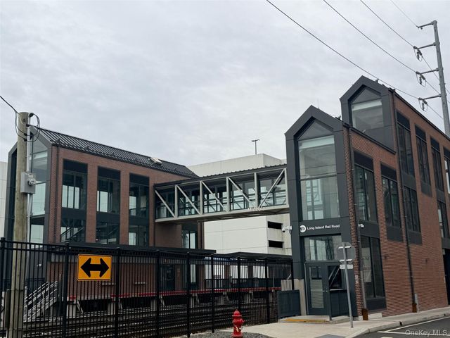 90 Main Street Office, Mineola, NY 11501