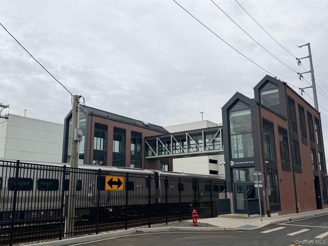 90 Main Street Office, Mineola, NY 11501